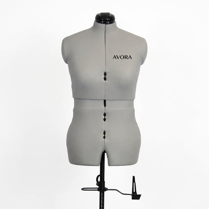 Mannequin de couture réglable AVORA Modélia 44 – Taille 36 à 44 – 12 molettes – Pied à roulettes