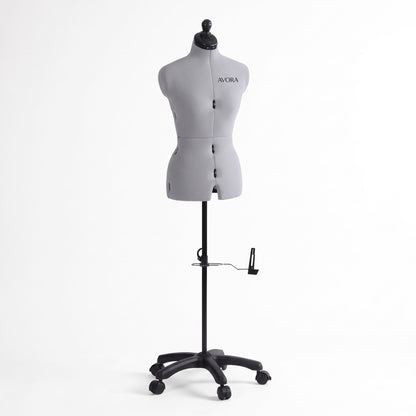 Mannequin de Couture Réglable AVORA Atelier 50 – Tailles 44 à 50 – 12 Molettes – Pied à Roulettes