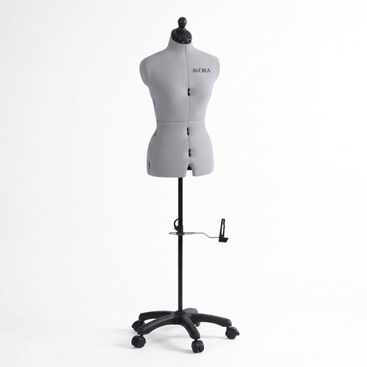 Mannequin de Couture Réglable AVORA Atelier 50 – Tailles 44 à 50 – 12 Molettes – Pied à Roulettes
